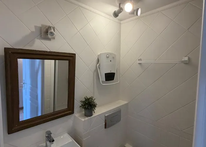 Le Cocon Des Thermes Apartment *